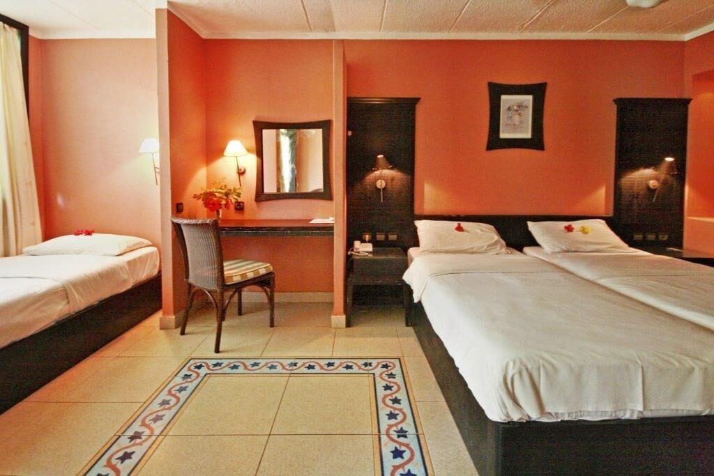 Senegambia Beach Hotel Кололі Екстер'єр фото