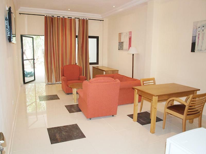 Senegambia Beach Hotel Кололі Екстер'єр фото